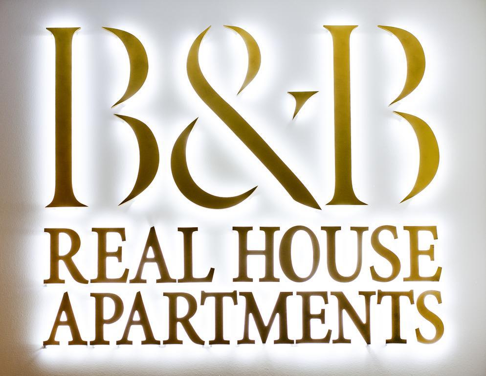 Апарт отель Real House Вильнюс Экстерьер фото